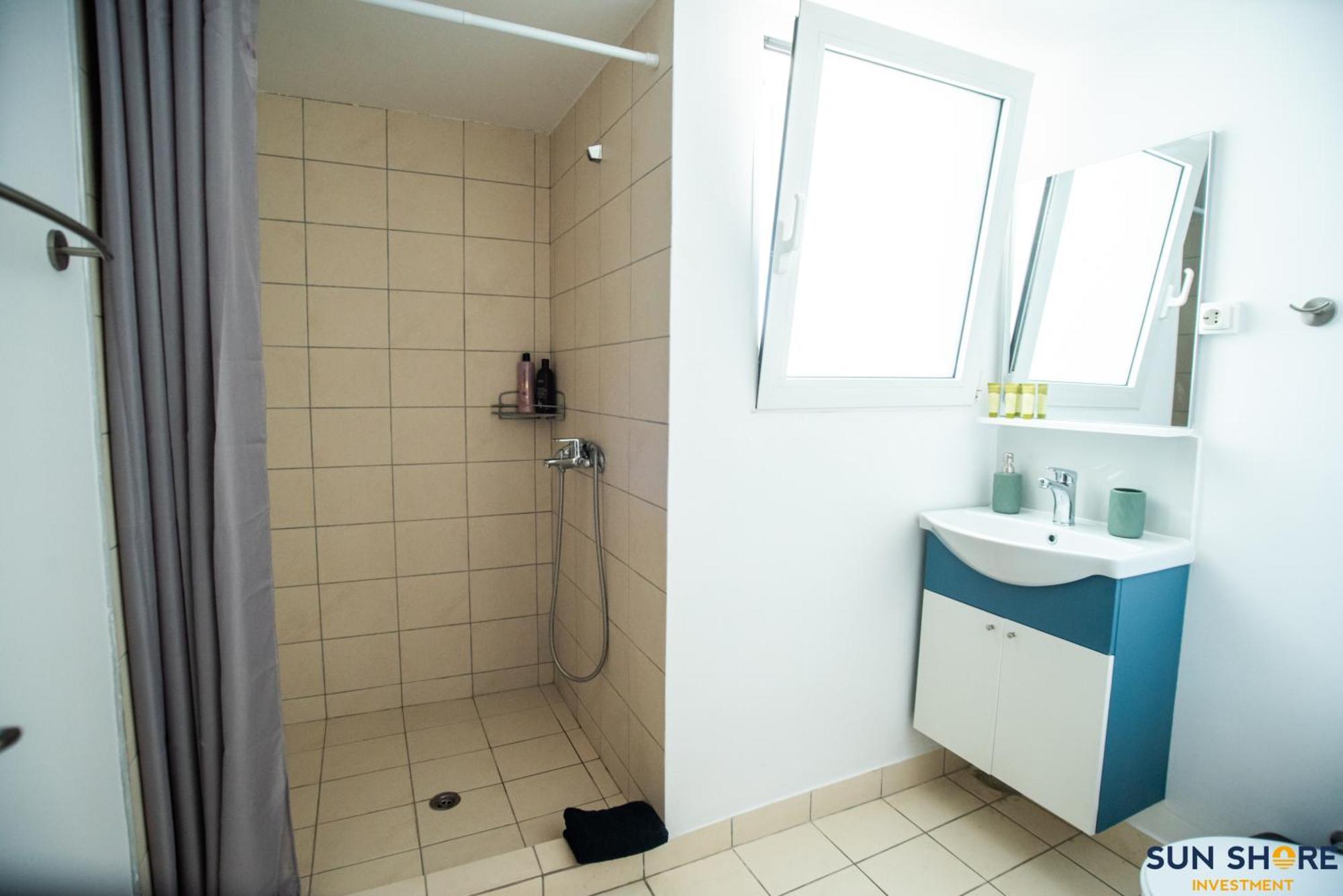 Explore Greece From Comfortable City Centre Apartment Халкида Экстерьер фото
